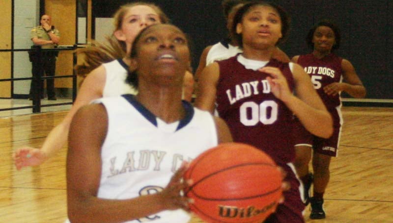 DAILY LEADER / MARTY ALBRIGHT / Bogue Chitto's Zariah Matthews (2) cashes in a break away layup against Dexter Monday night.