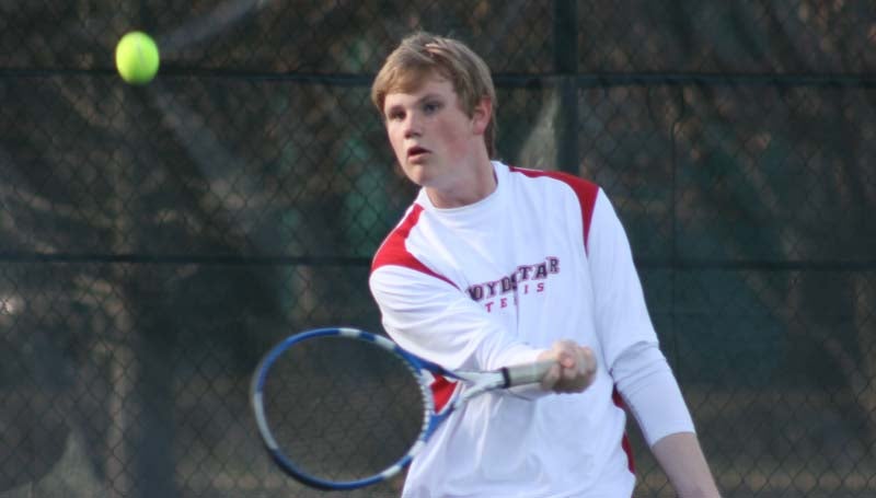 DAILY LEADER / MARTY ALBRIGHT / Loyd Star's Connor Crosby defeats Puckett in straight sets in boys single action Wednesday at the Brookhaven City Courts.