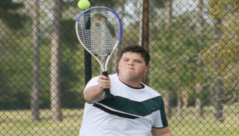DAILY LEADER / MARTY ALBRIGHT / West Lincoln's Austin Patt competed in the Boys No. 2 Doubles against Loyd Star Wednesday.