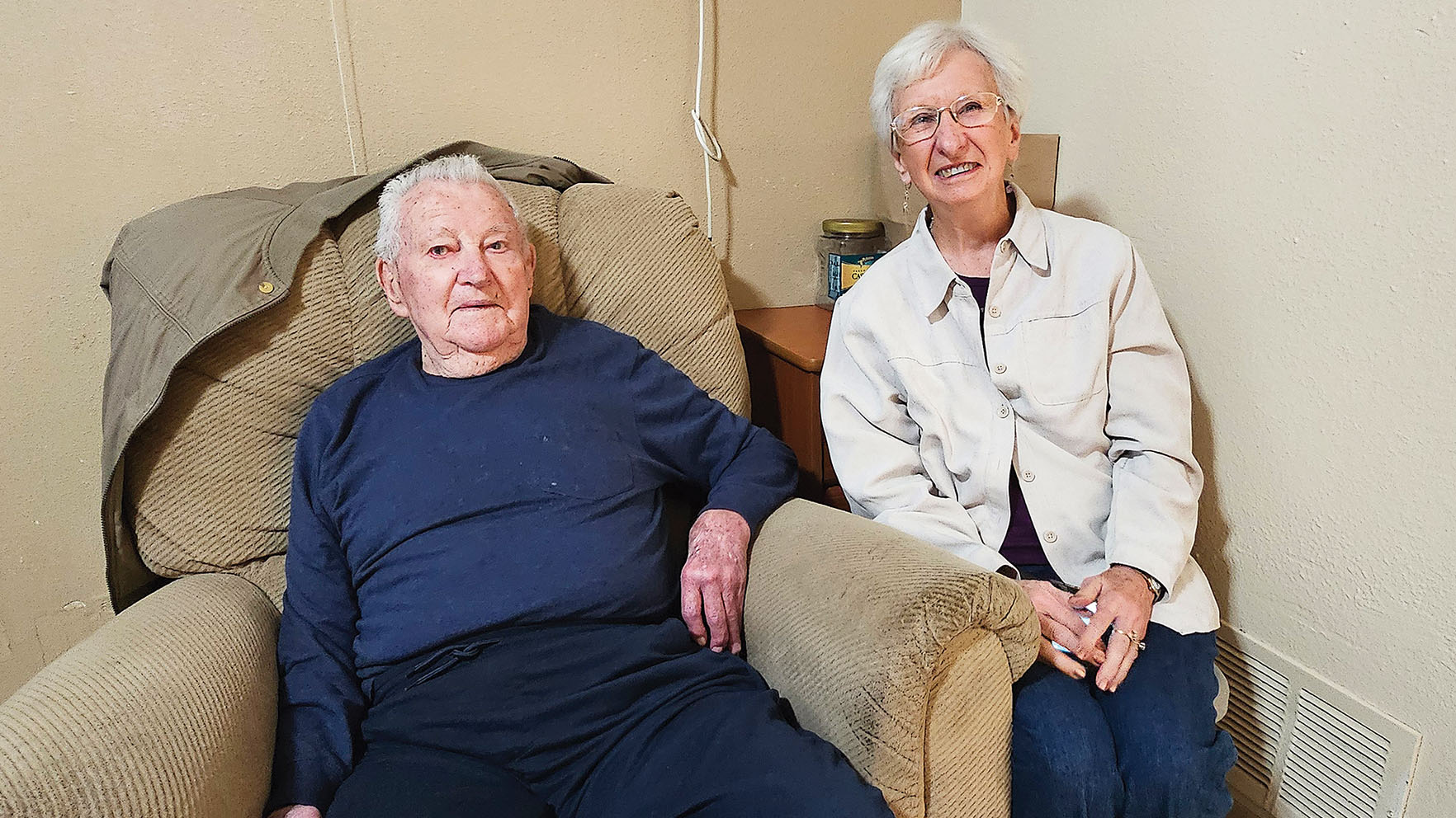 99-year-old WW2 veteran shares memories of his service